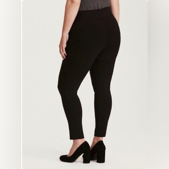 TORRID MILLENNIUM PULL-ON PIXIE PANT - Picture 2 of 6